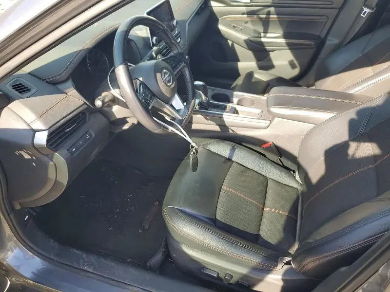2019 NISSAN ALTIMA SR  