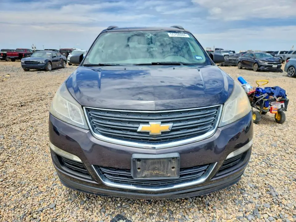 2017 CHEVROLET TRAVERSE LS  