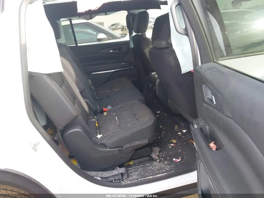 2024 CHEVROLET TRAVERSE FWD LS