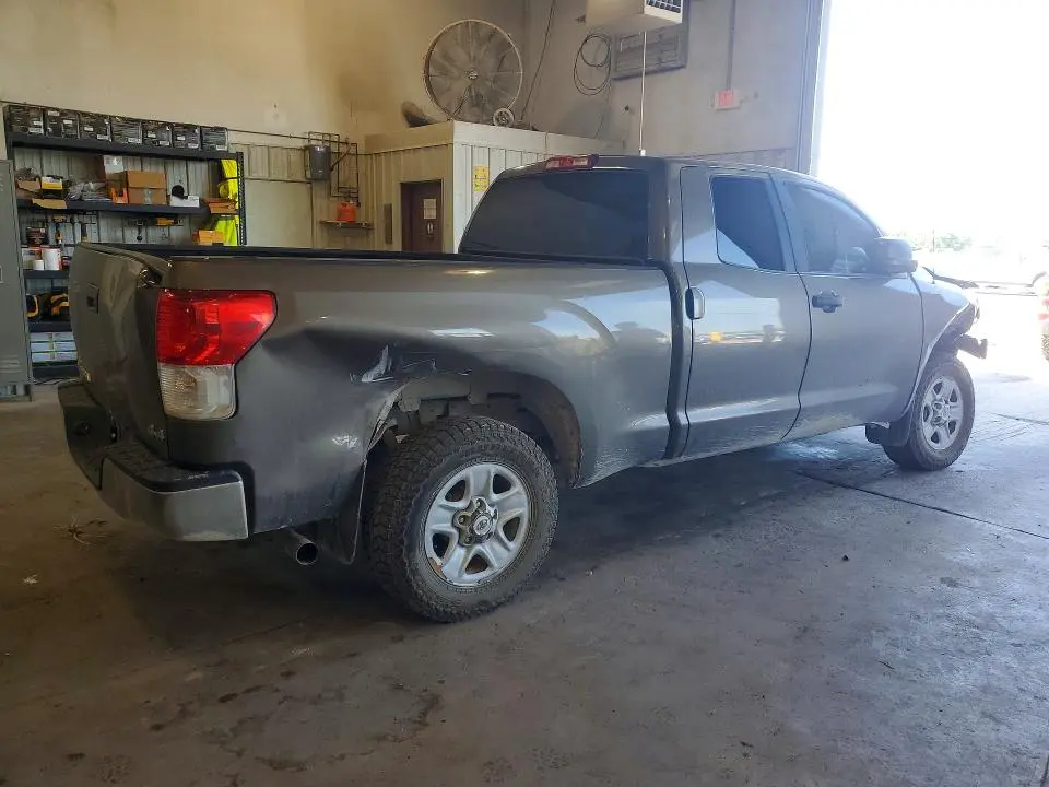 2011 TOYOTA TUNDRA DOUBLE CAB SR5  
