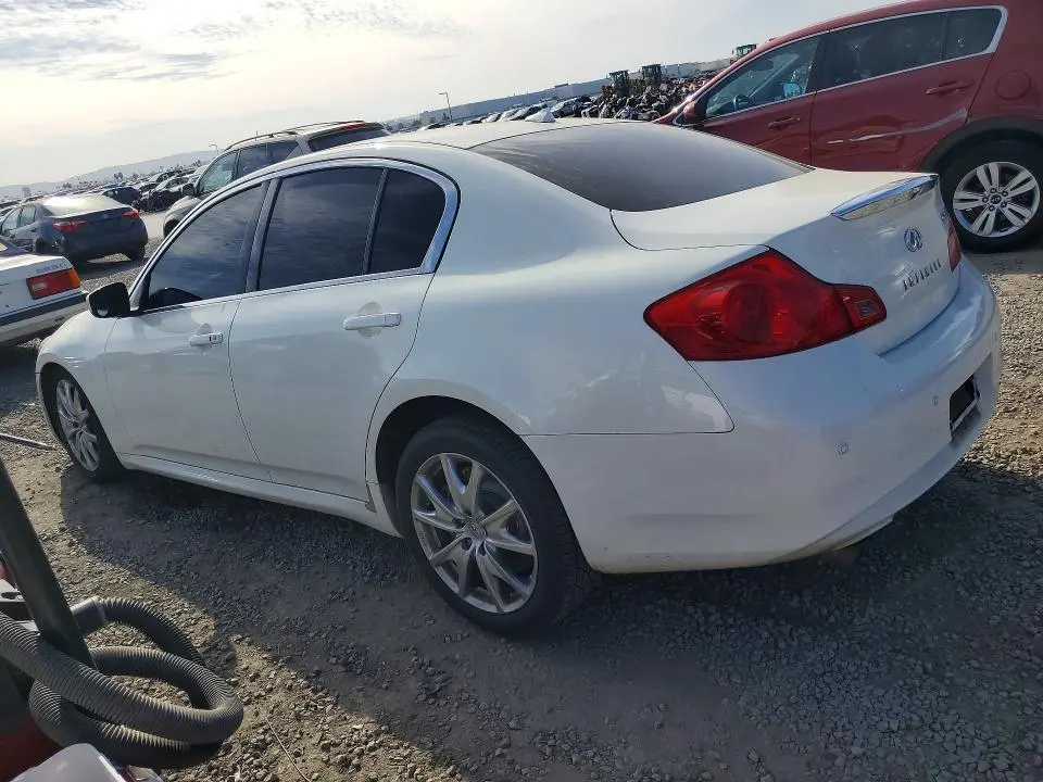 2012 INFINITI G37 BASE  