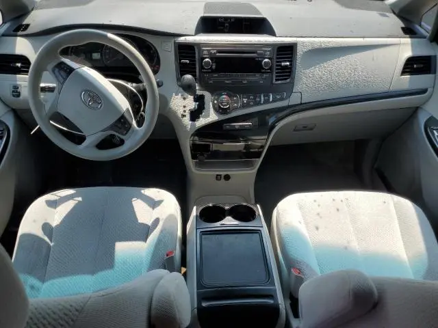 2013 TOYOTA SIENNA LE  