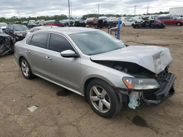 2012 VOLKSWAGEN PASSAT SE  