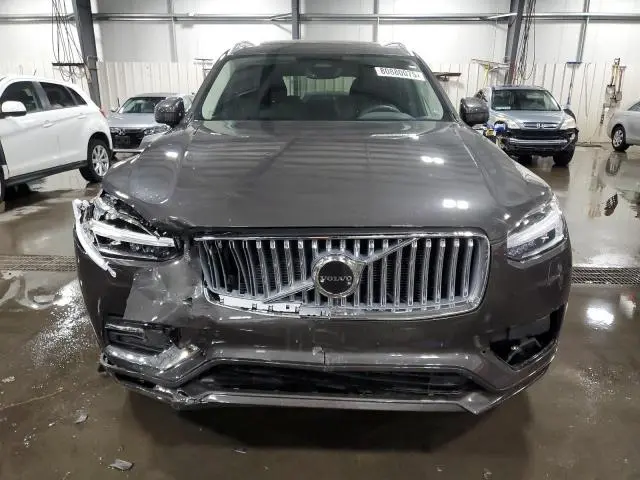 2025 VOLVO XC90 CORE