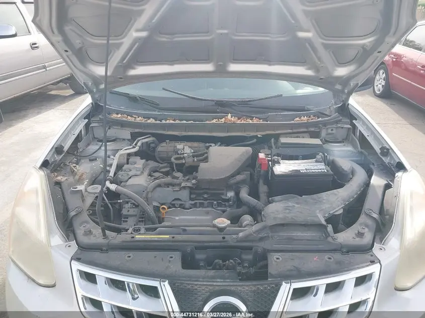 2013 NISSAN ROGUE S