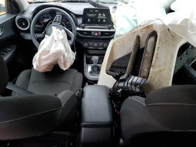 2021 KIA FORTE FE  