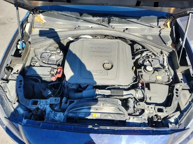 2017 JAGUAR F-PACE PRESTIGE  