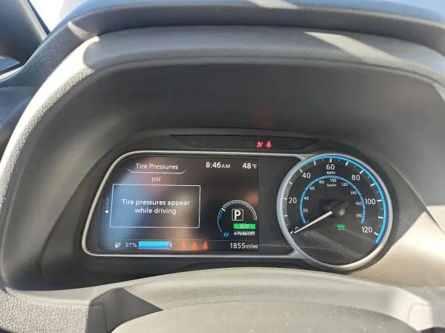 2025 NISSAN LEAF SV PLUS  