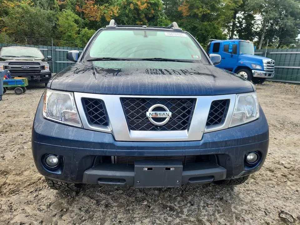 2021 NISSAN FRONTIER S  