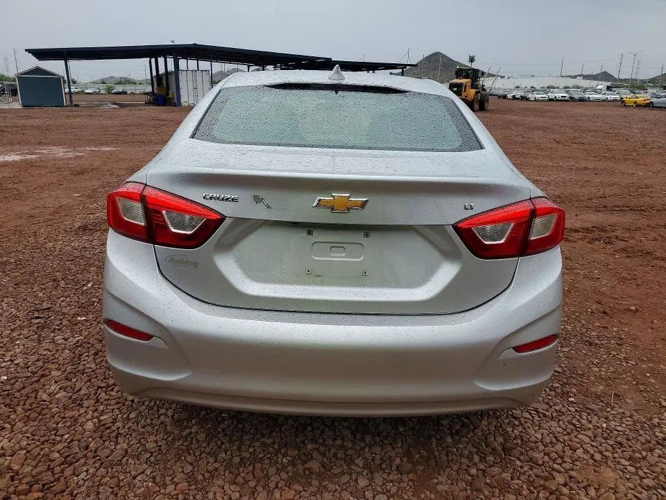 2018 CHEVROLET CRUZE LT  