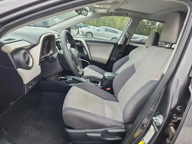 2015 TOYOTA RAV4 XLE  
