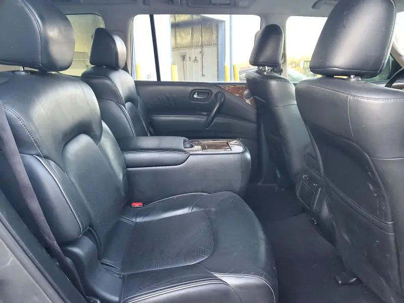 2017 INFINITI QX80 AWD