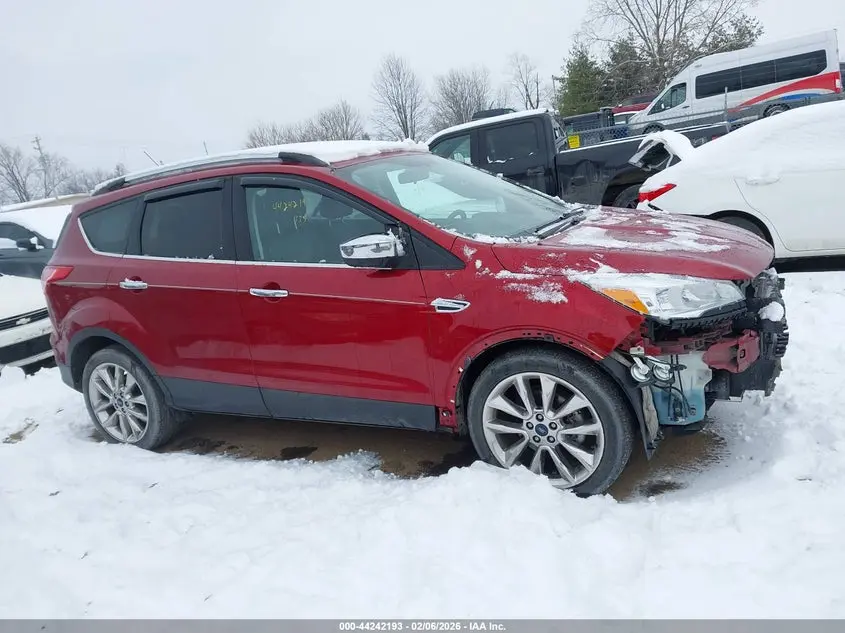2016 FORD ESCAPE SE