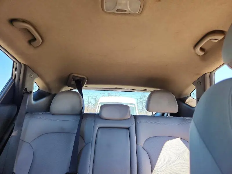 2011 HYUNDAI TUCSON GL  