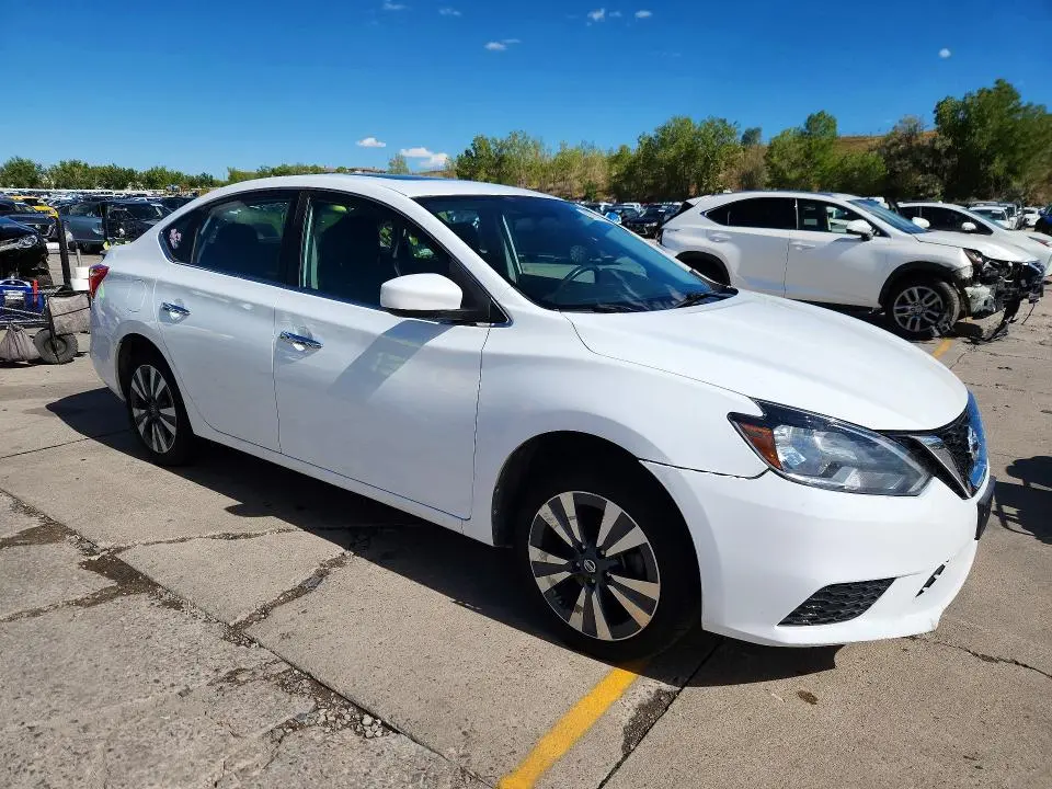 2019 NISSAN SENTRA SV  
