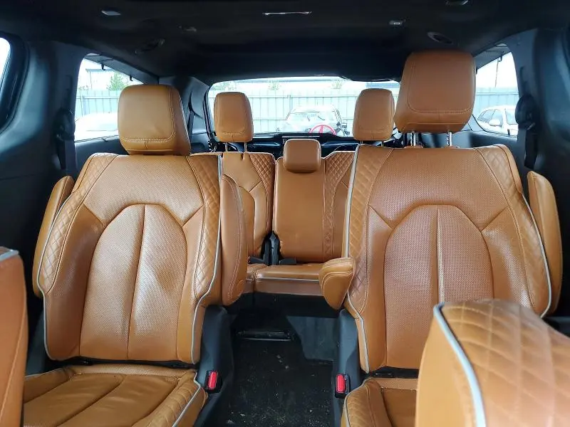2023 CHRYSLER PACIFICA HYBRID PINNACLE  