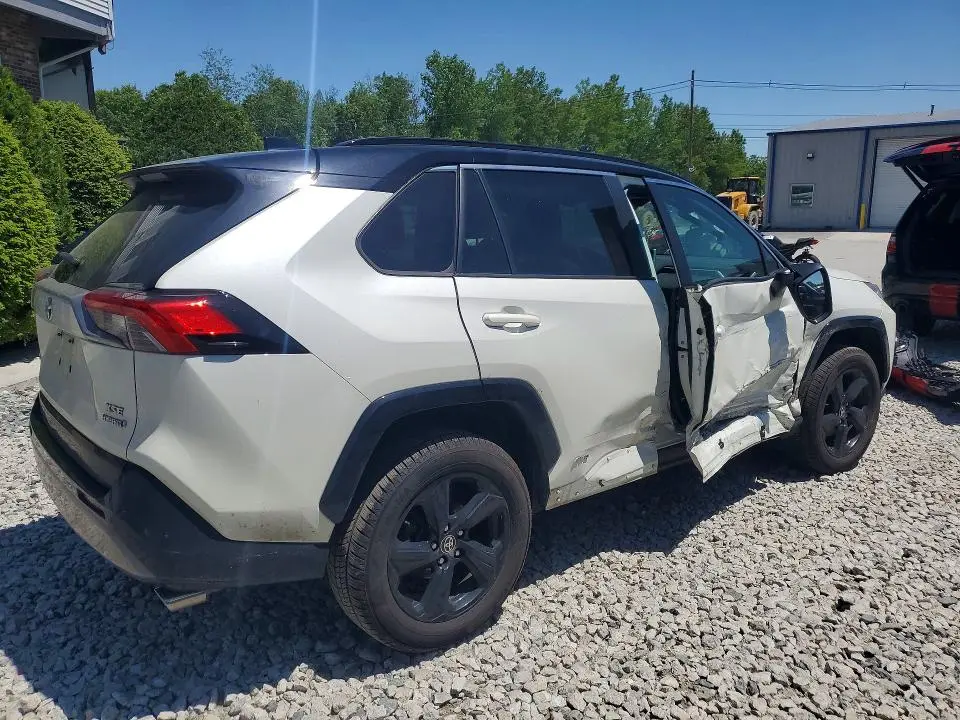 2021 TOYOTA RAV4 XSE  