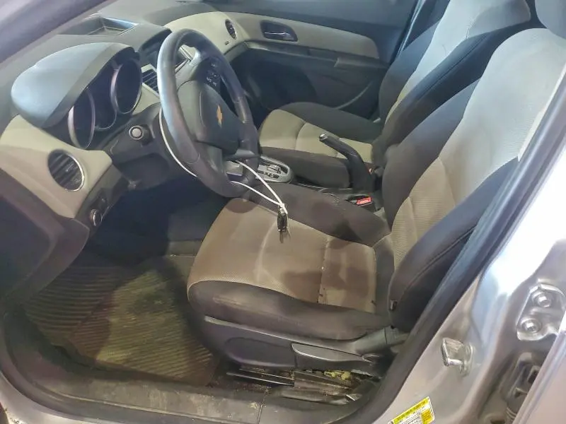 2013 CHEVROLET CRUZE LS  