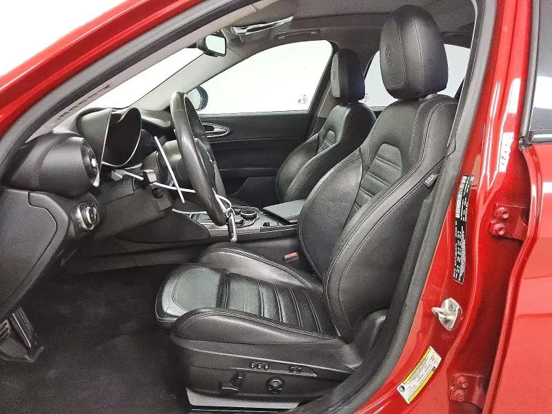 2017 ALFA ROMEO GIULIA TI Q4  