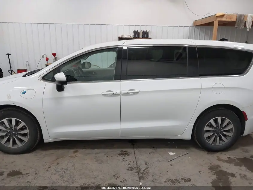 2023 CHRYSLER PACIFICA HYBRID TOURING L