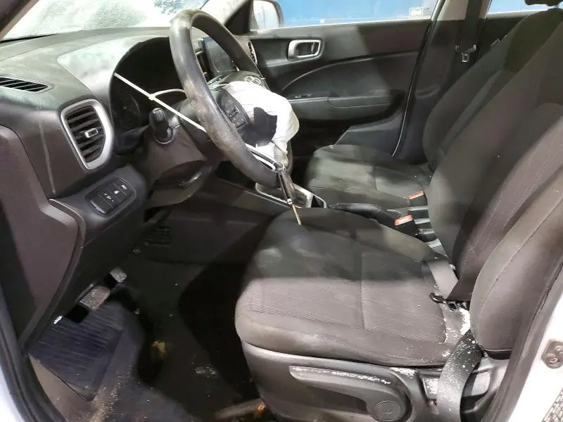 2021 HYUNDAI VENUE SE  