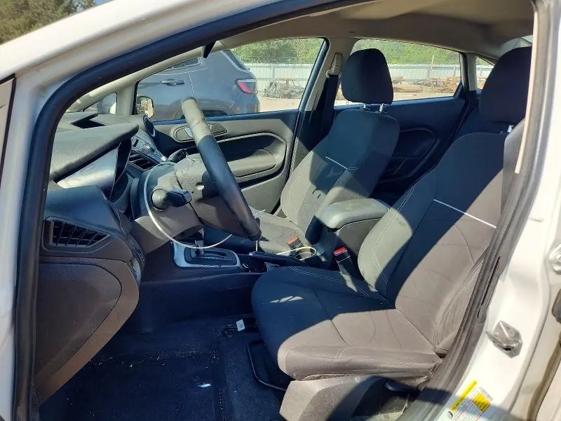 2014 FORD FIESTA SE  