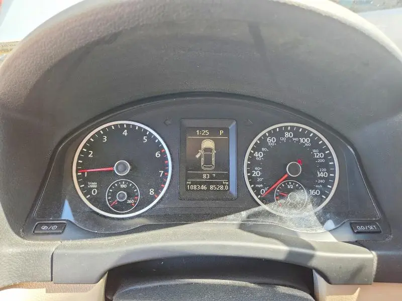 2015 VOLKSWAGEN TIGUAN S  