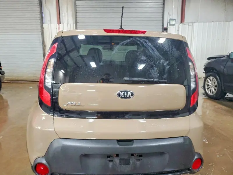 2016 KIA SOUL   