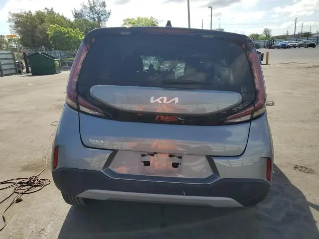 2023 KIA SOUL LX  