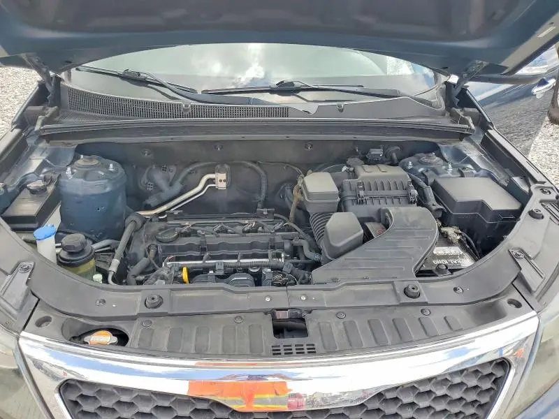 2011 KIA SORENTO LX  