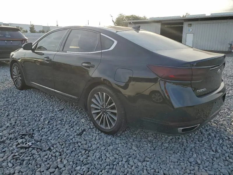 2017 KIA CADENZA PREMIUM  