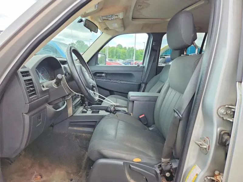 2011 JEEP LIBERTY SPORT  