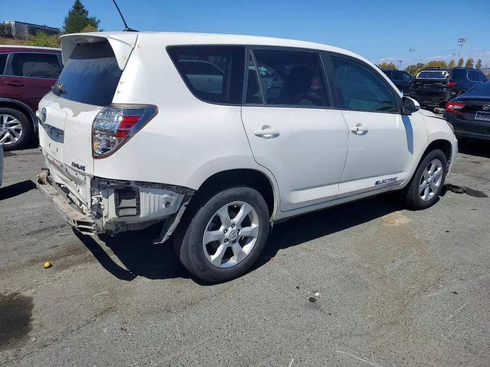 2014 TOYOTA RAV4 EV BASE  