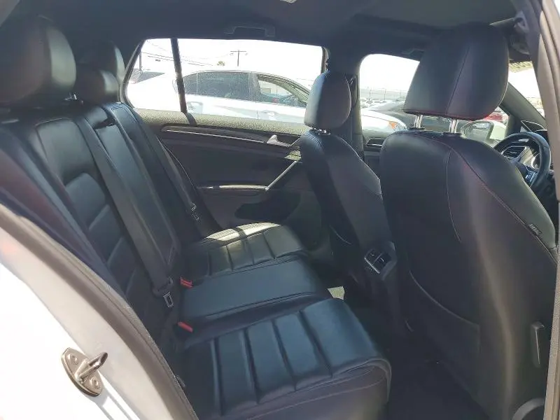 2015 VOLKSWAGEN GTI   