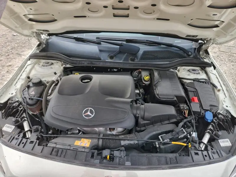 2017 MERCEDES-BENZ GLA 250 4MATIC  