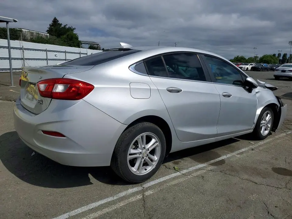 2016 CHEVROLET CRUZE LT  