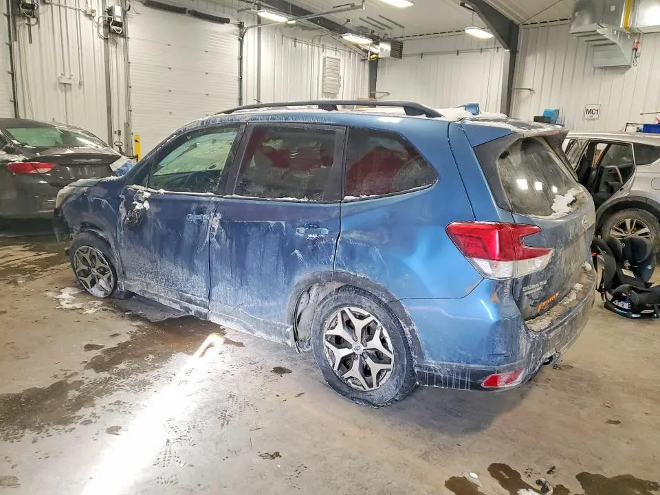 2019 SUBARU FORESTER PREMIUM  