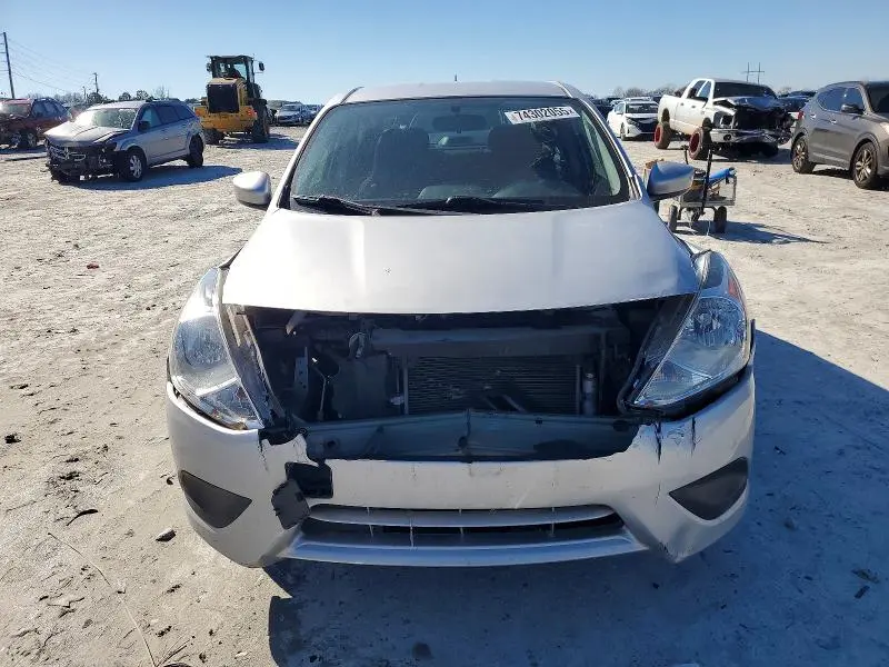 2017 NISSAN VERSA S  