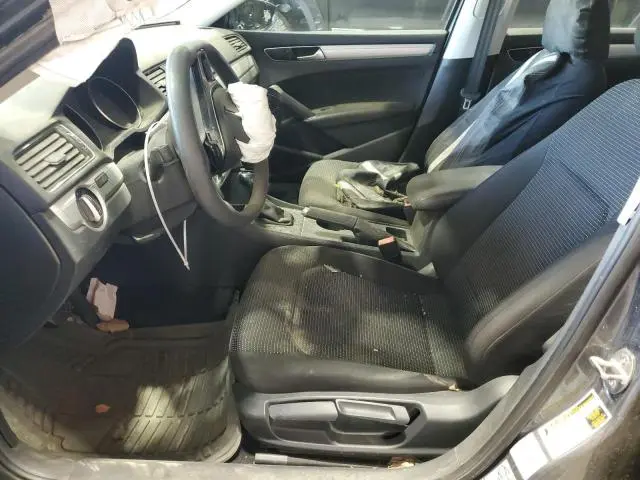 2016 VOLKSWAGEN PASSAT S  