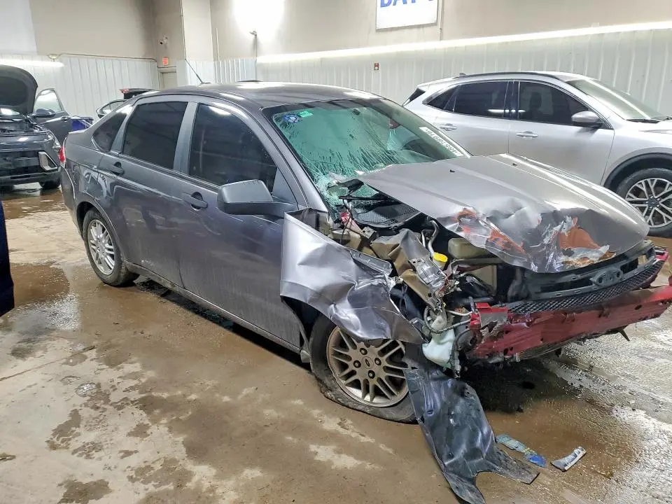 2011 FORD FOCUS SE  