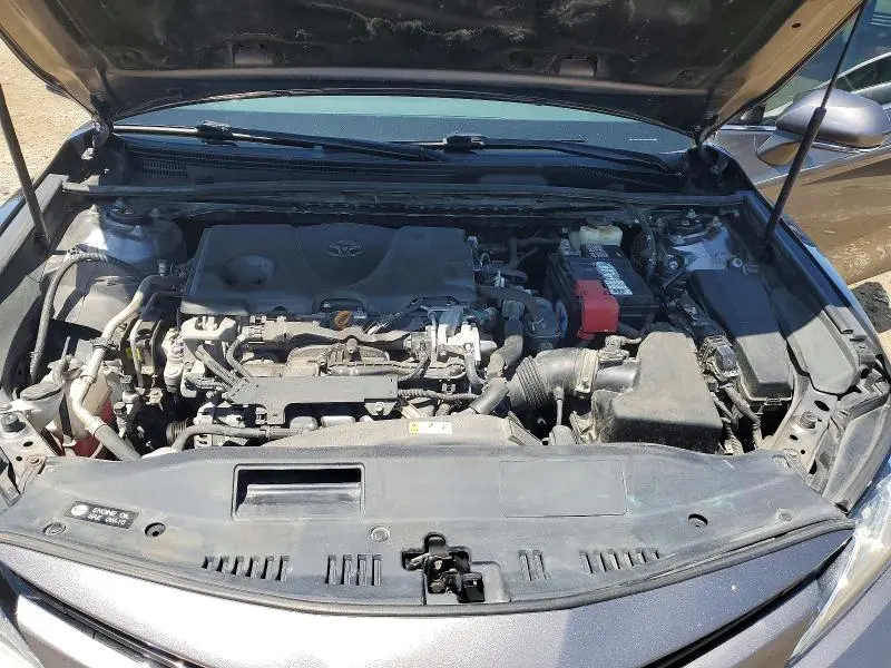 2018 TOYOTA CAMRY XLE  