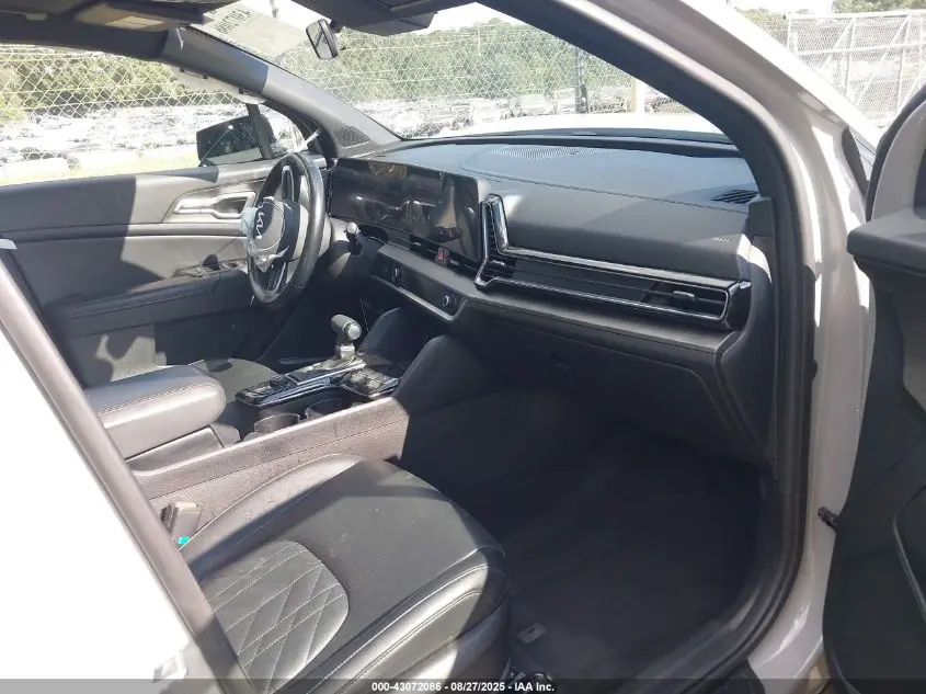 2023 KIA SPORTAGE X-LINE