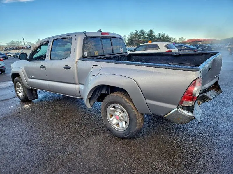 2015 TOYOTA TACOMA V6  