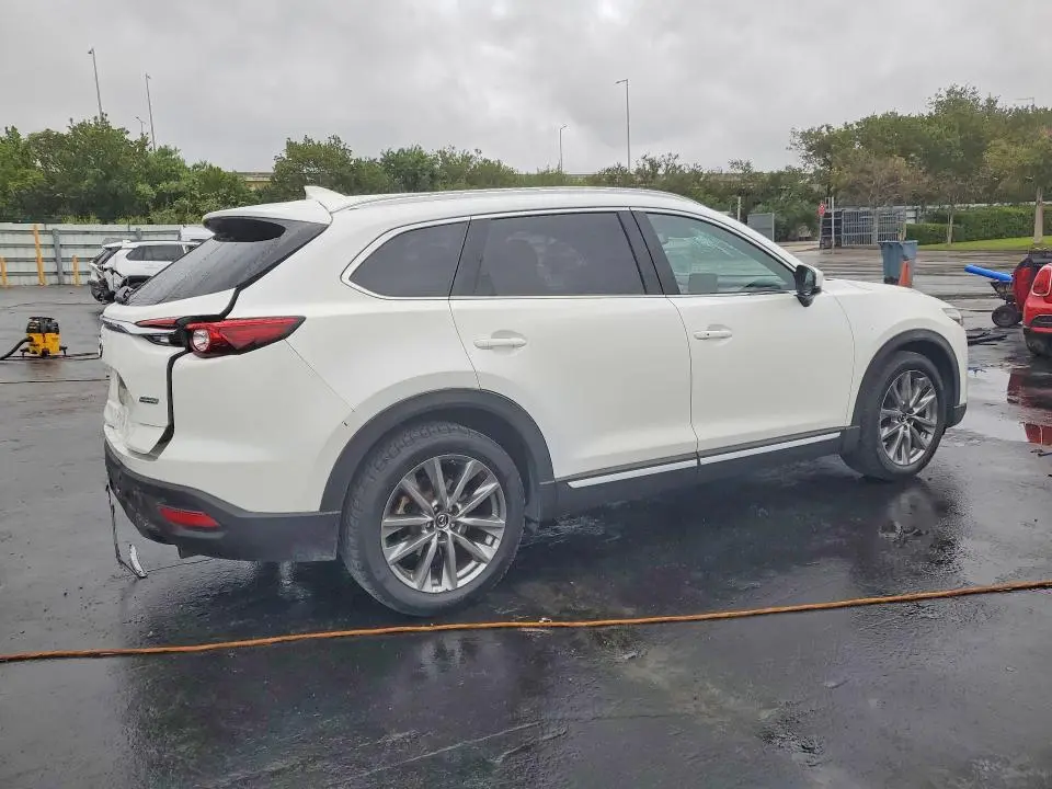 2018 MAZDA CX-9 SIGNATURE  
