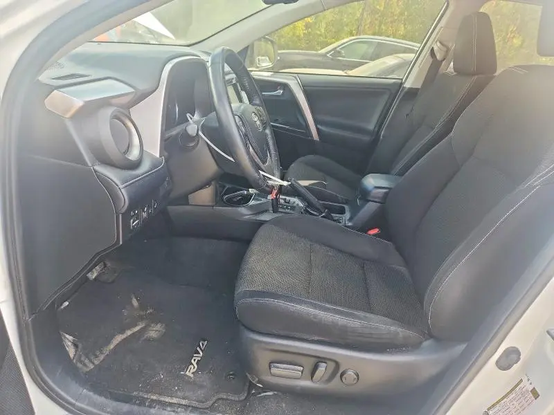 2018 TOYOTA RAV4 HV LE  