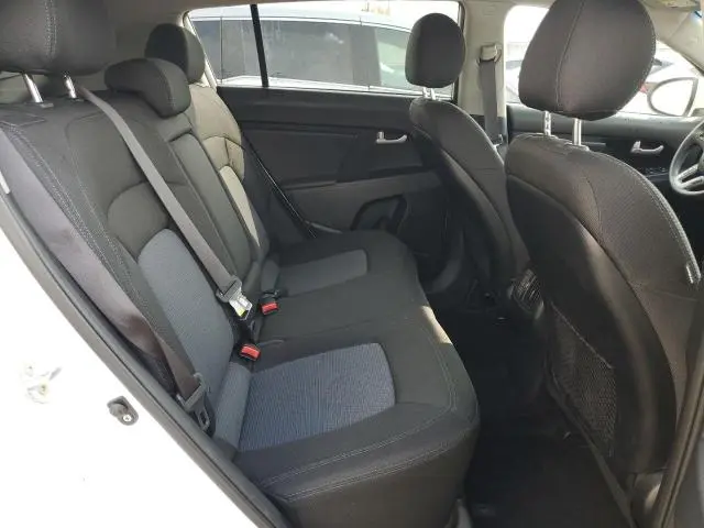 2016 KIA SPORTAGE LX  