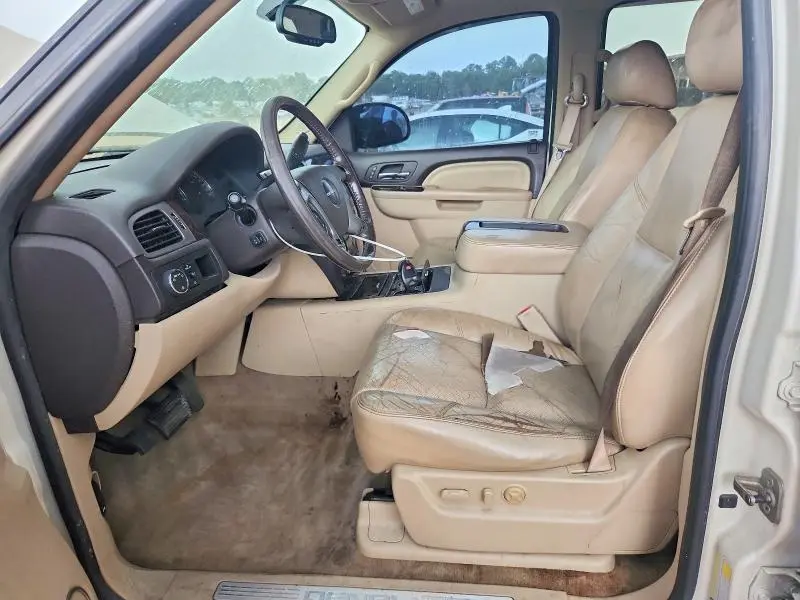 2011 GMC YUKON DENALI  