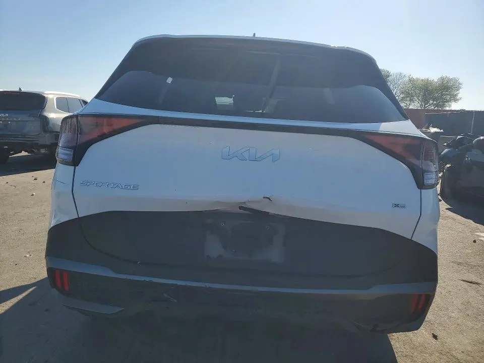 2023 KIA SPORTAGE X-LINE  