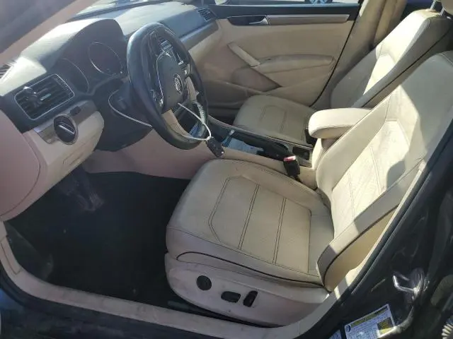 2018 VOLKSWAGEN PASSAT SE