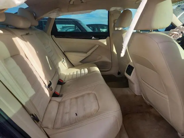 2015 VOLKSWAGEN PASSAT SEL  